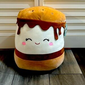 Carmelita the s’mores squishmallow